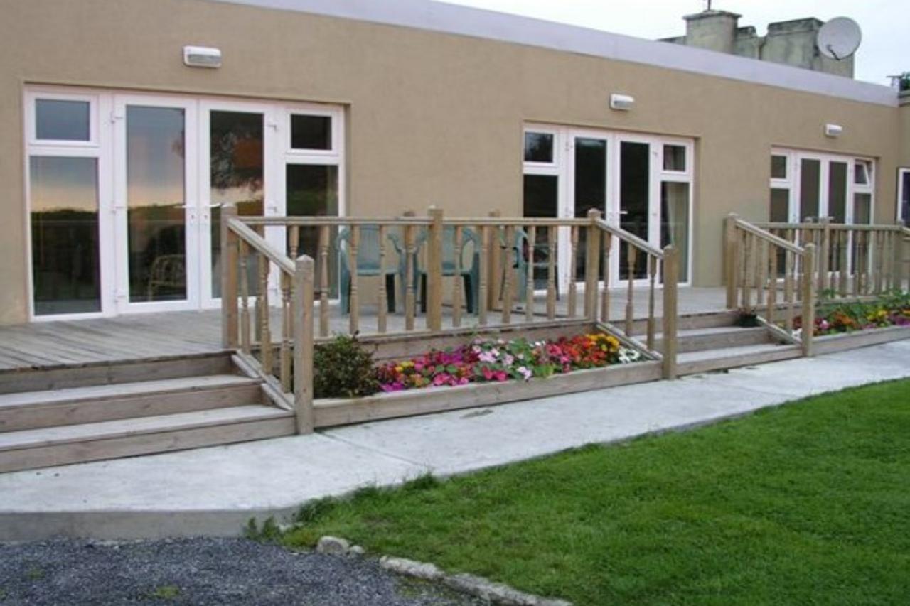 Lakeland Midsummer Lakehouse Оугтерард Екстериор снимка